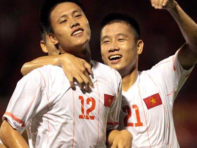 Đình Bảo vẫn là cầu thủ mở điềm cho chủ nhà U21 Việt Nam..